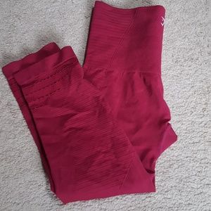 Gymshark cropped seamless legging size M
